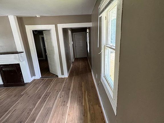 3rd image of 621 Pine Hill Rd