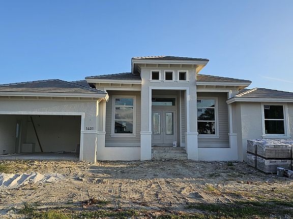 2nd image of 1401 Leland Way