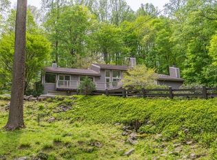 141 Rockaway Rd, Lebanon, NJ 08833