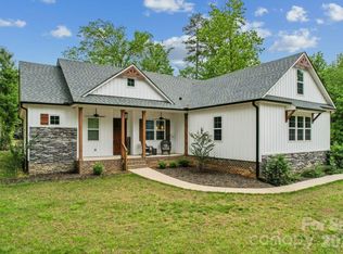1290 Dial St, Kannapolis, NC 28083