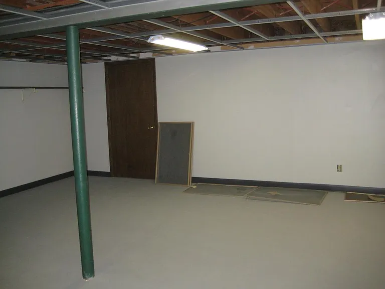 409 S Tamarack St — Photo 45