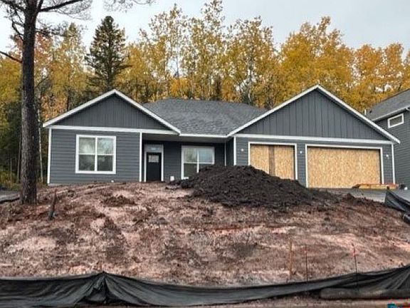 4th image of 3005 N 52nd Ave E