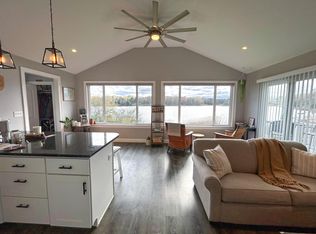 25 Rosepoint Ave, West Wareham, MA 02576
