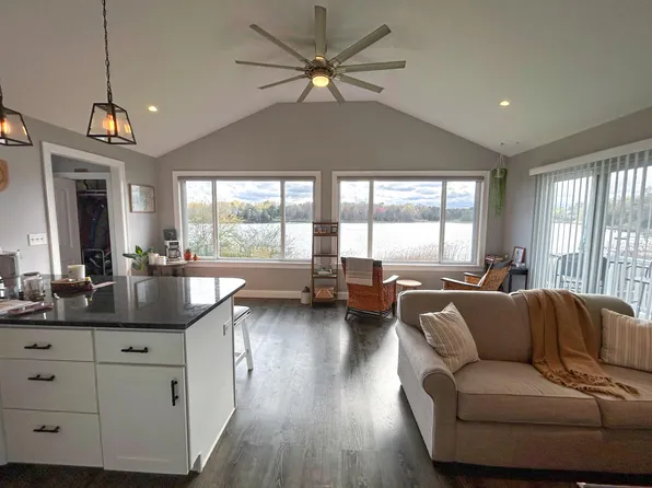 25 Rosepoint Ave, West Wareham, MA 02576