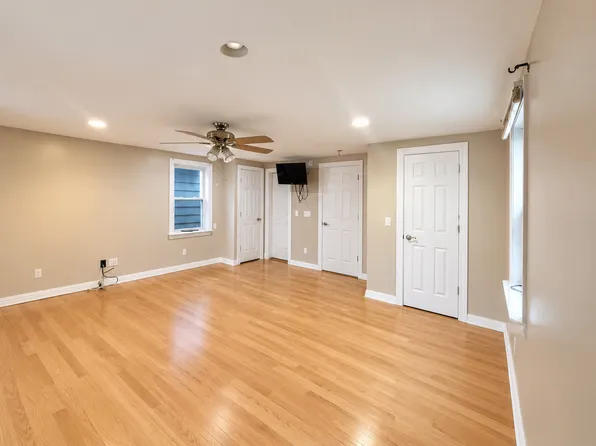 (undisclosed Address), Yonkers, NY 10704
