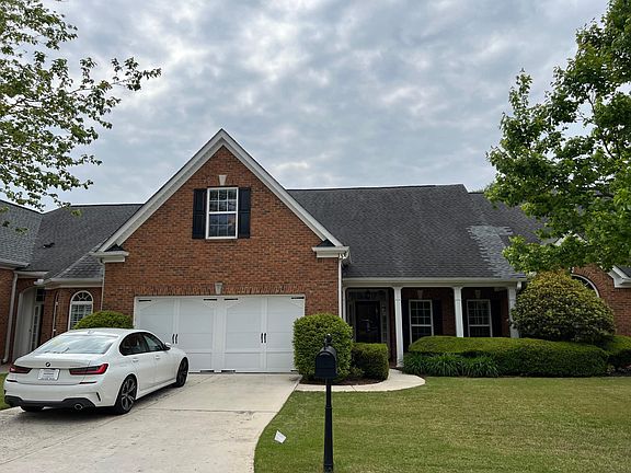 3rd image of 5240 Villa Lake Ct