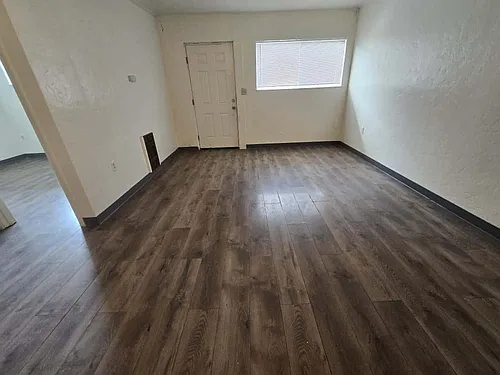 1065 W Marina Dr #5 Photo 1