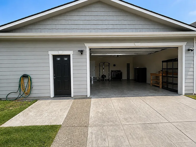 440 S 8th Ave — Photo 7