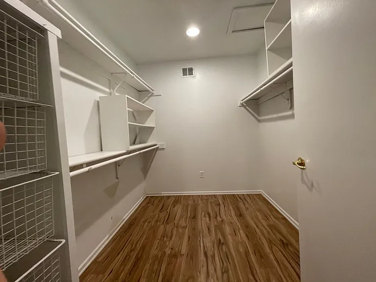 6259 Rosewood St — Photo 31