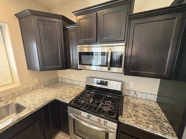 551 S Courts Redford Dr — Photo 21