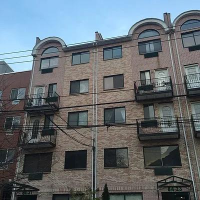 Rented by 18 REALTY | media 7