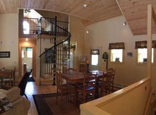4 Sunset Ln, CARROLL, NH 03595