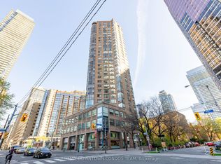 44 Saint Joseph St #2213, Toronto, ON
