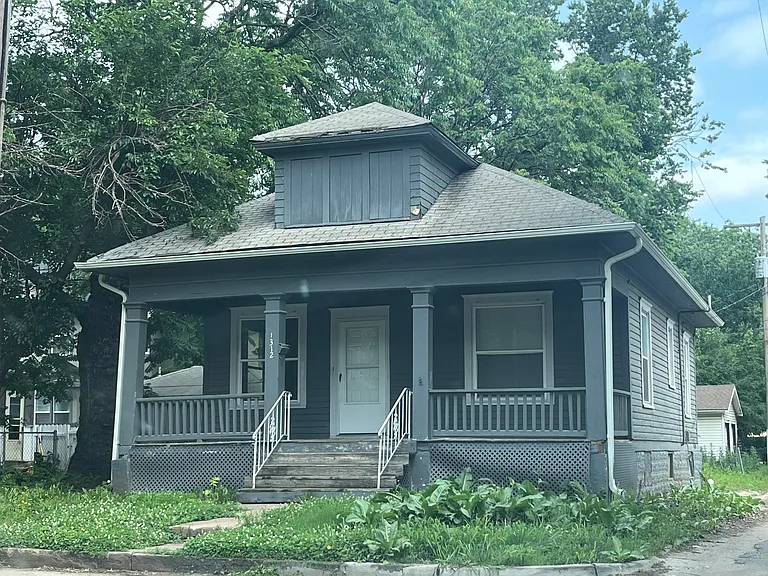 1312 SW 13th St — Photo 1