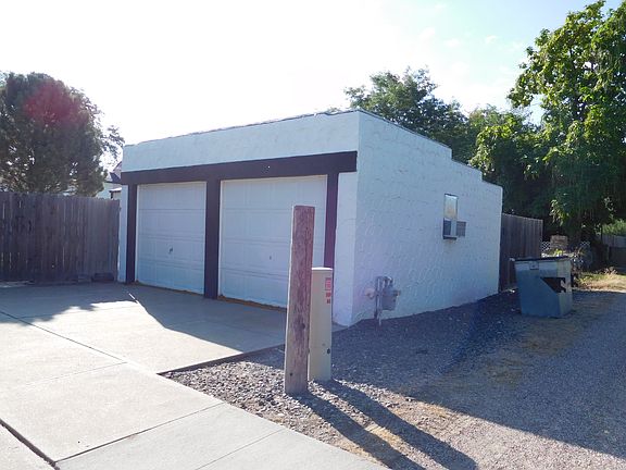 3rd image of 2520 Avenue D