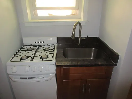 Rented by Gilbert Perez, LREB | media 29