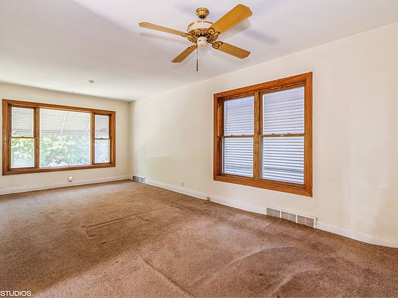 2nd image of 3447 N Neenah Ave