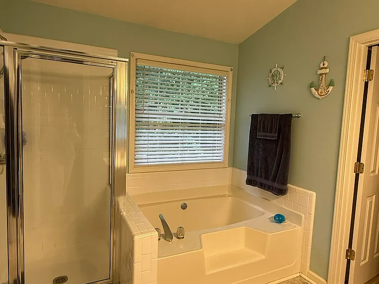 2920 Dogwood Creek Pkwy — Photo 18