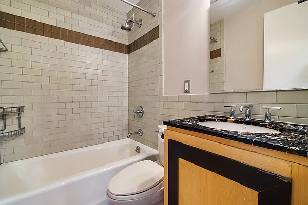 Rented by R New York | media 20