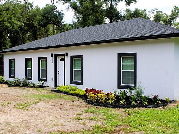 4th image of 151 NW 133 COURT