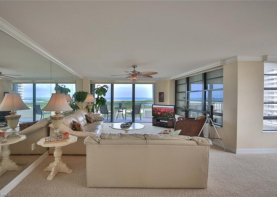 1st image of 320 Seaview Ct APT 703