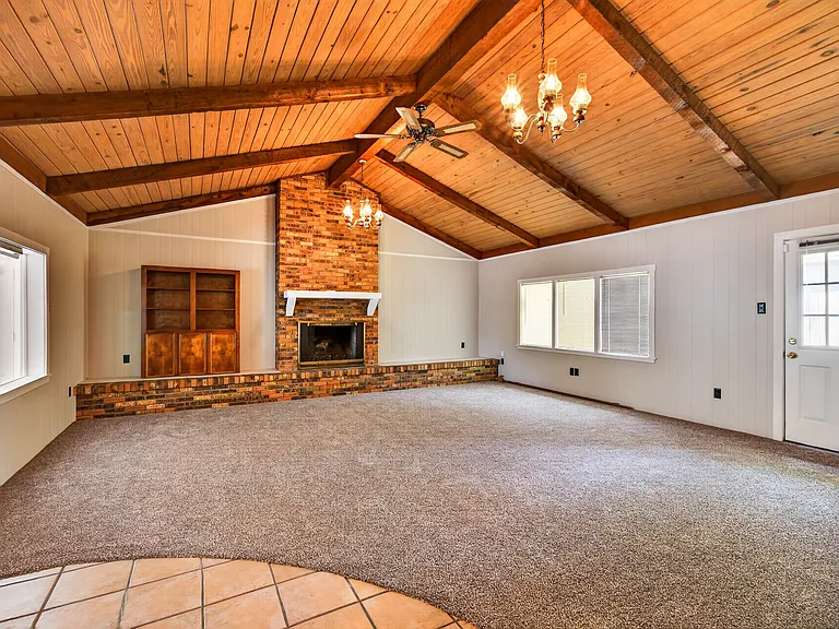 9140 Laurie Ln — Photo 18
