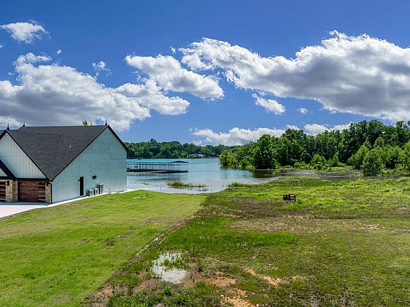 3rd image of 55275 E 298th Rd #5