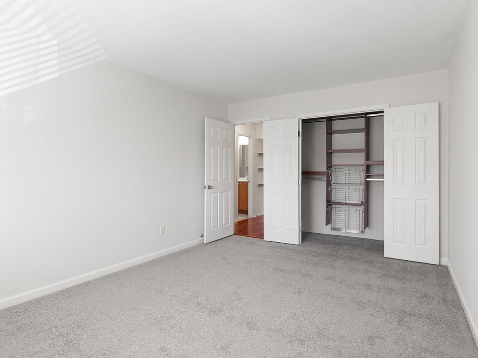 2nd image of 6288 Rose Hill Ct APT E