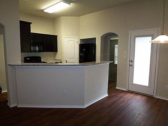 4th image of 117 Brookside Dr