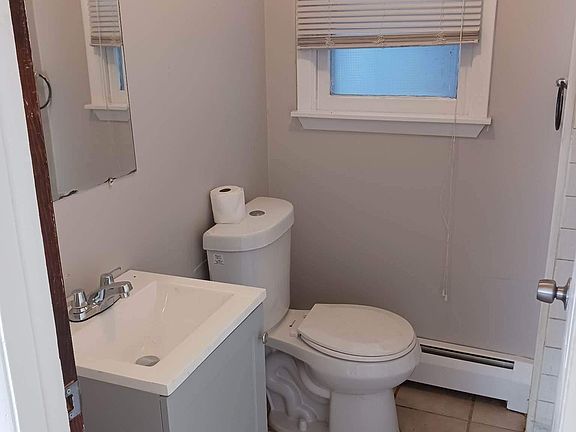 3rd image of 2515 Welch Ave #1