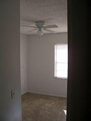 4th image of 7001 Watseka Ave