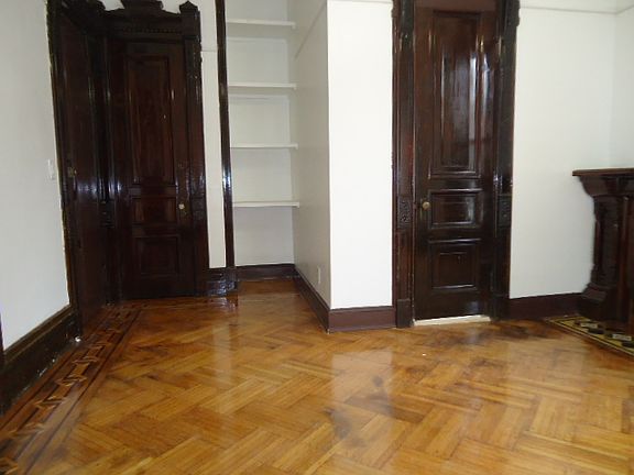 5th image of 222 Jefferson Ave #1