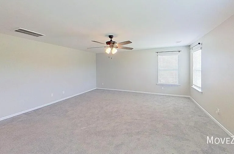 349 Silicon Dr — Photo 8