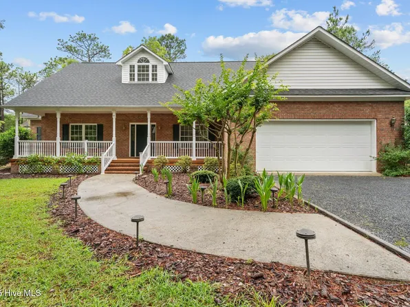 10 Lodge Pole Lane, Pinehurst, NC 28374