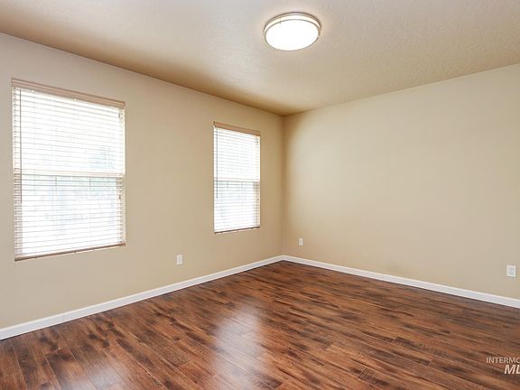 5th image of 6543 S Covewood Way
