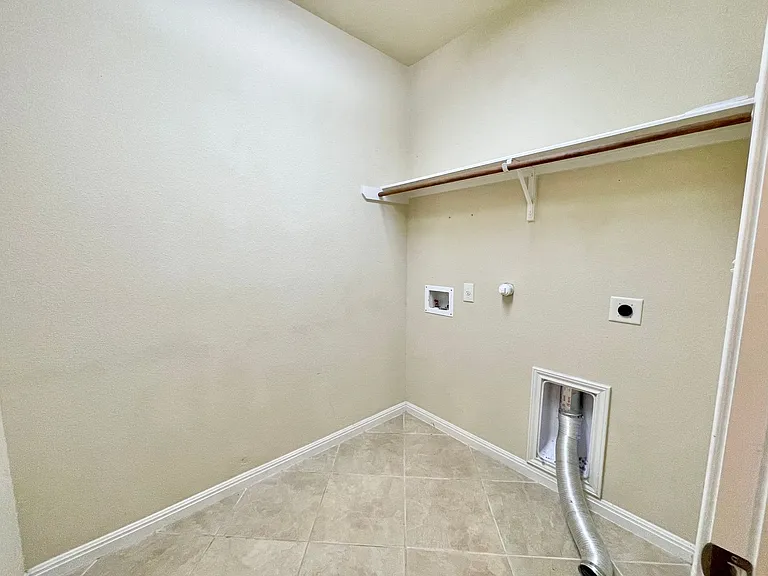 2602 Sierra Peak — Photo 28