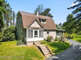 331 Simerell Rd, Clarks Summit, PA 18411