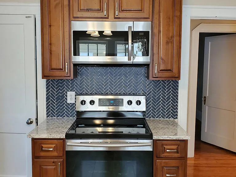 4527 Lawnview St — Photo 16