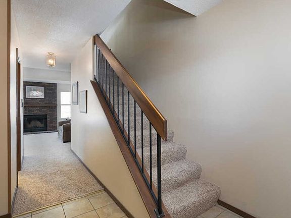 3rd image of 3709 Candlewyck Club Dr APT D