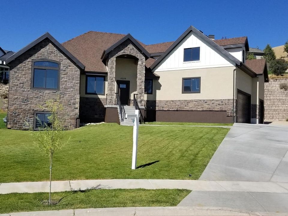 1st image of 4226 N Autumn Wood Cir