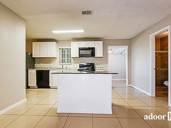 3rd image of 4483 Evers Pl