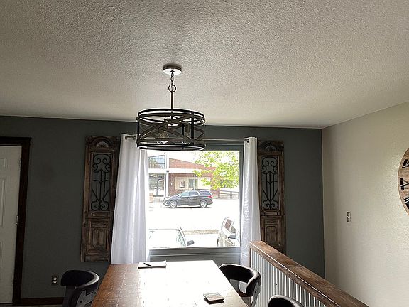 4th image of 224 N Crawford Ave