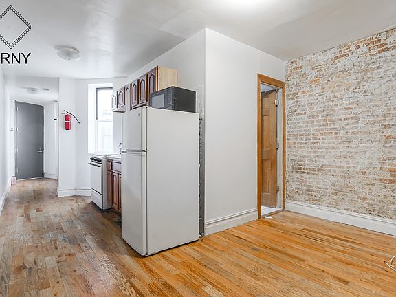 2nd image of 728 Franklin Ave Suite 2A