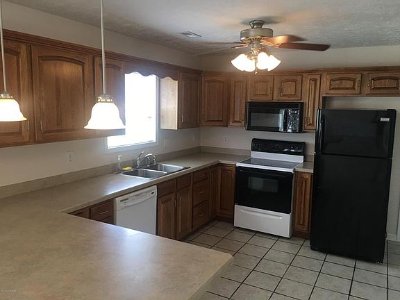 5th image of 450 Burlwood Cir