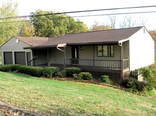 247 Hooper St, Athens, OH 45701