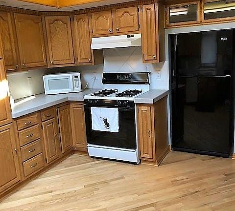 4th image of 177 Bellwood Ave