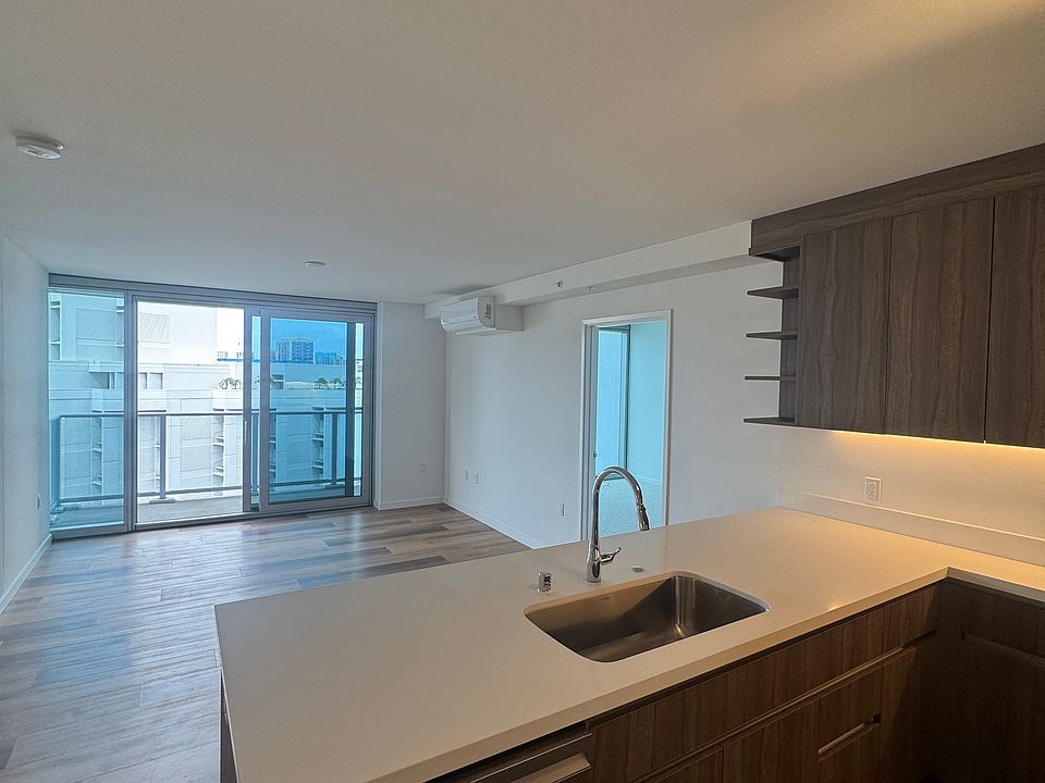 1st image of 1500 Rycroft St #1102