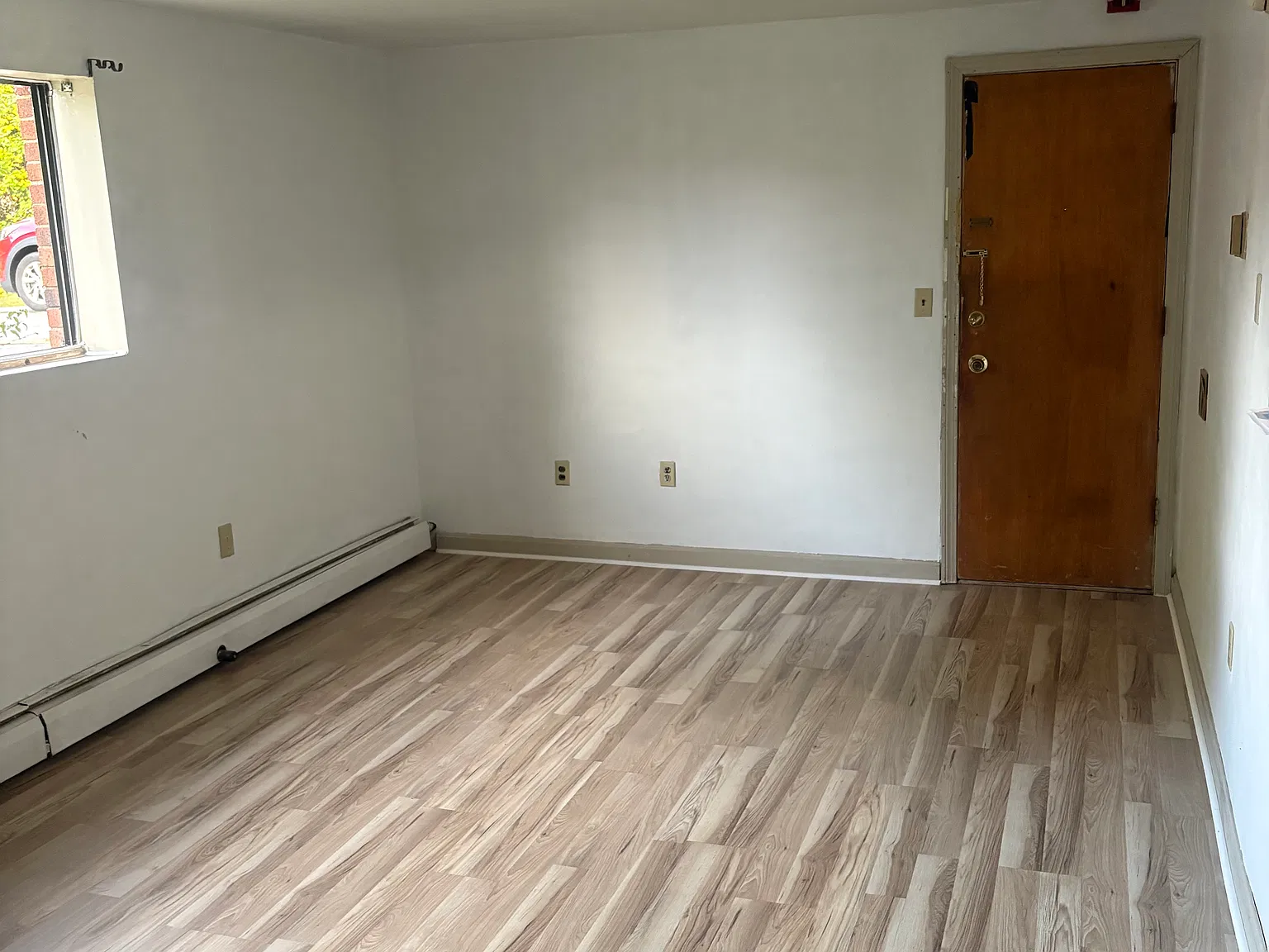 1 bed, 435 sqft, $1,600 — Photo 3