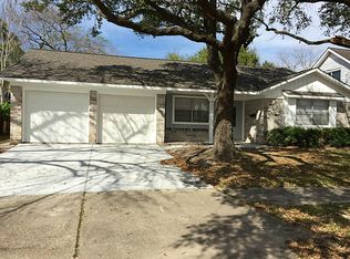 4111 Gallant Fox Dr, Pasadena, TX 77503