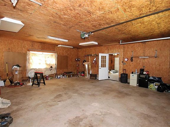 5th image of 589 Tawakoni Dr